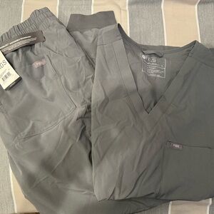 Fig scrubs top & bottom